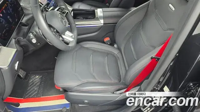 Mercedes-Benz GLC-Class 2025 — ფოტო 20/32