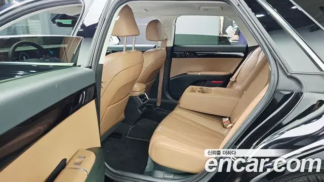 Hyundai Grandeur 2023 — Фото 11/20