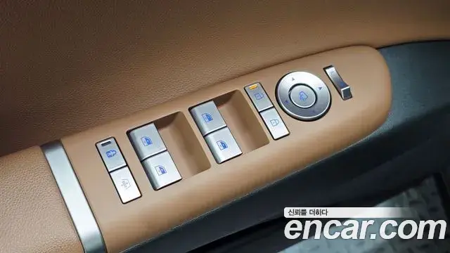 Hyundai Grandeur 2023 — Фото 15/20