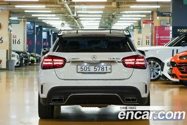 Mercedes-Benz GLA-Class 2018 — Фото 3/20