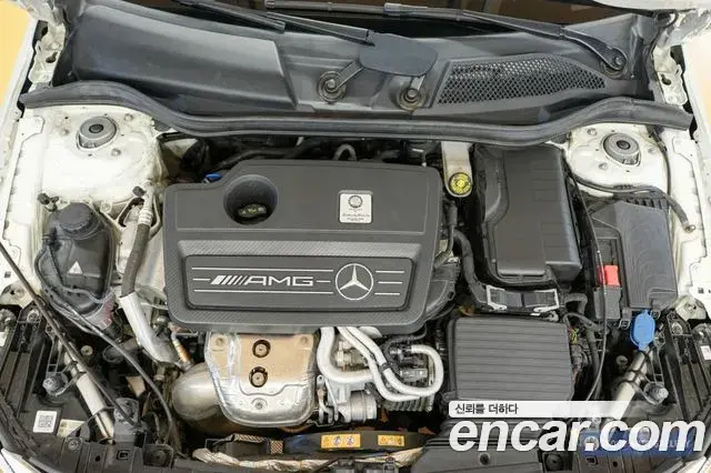 Mercedes-Benz GLA-Class 2018 — Фото 5/20
