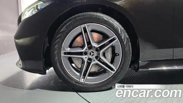 Mercedes-Benz S-Class 2022 — Фото 4/20