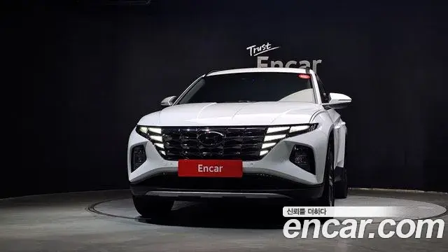 Hyundai The New Tucson 2023 — Фото 3/20
