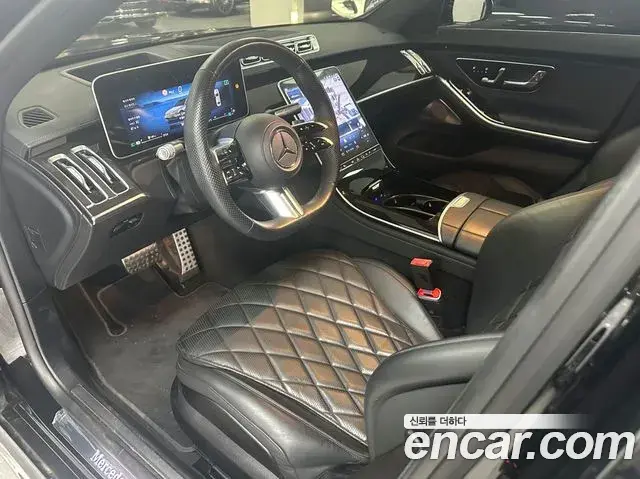 Mercedes-Benz S-Class 2025 — Фото 13/18