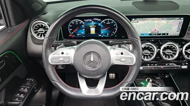 Mercedes-Benz GLB-Class 2020 — Фото 12/20