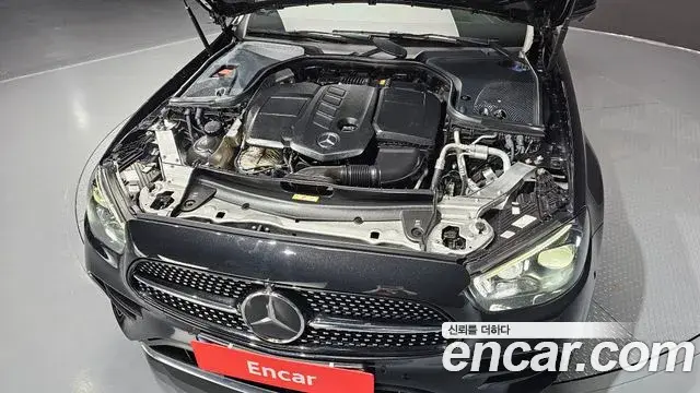 Mercedes-Benz E-Class 2021 — Фото 6/20