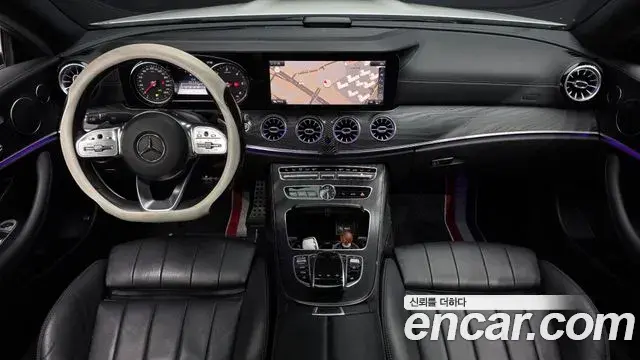 Mercedes-Benz E-Class 2019 — Фото 11/20