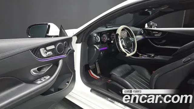 Mercedes-Benz E-Class 2019 — Фото 9/20