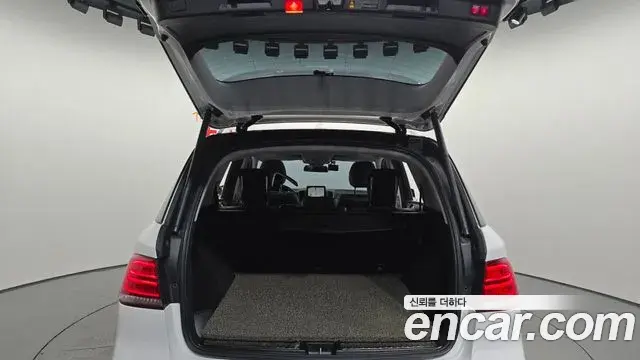 Mercedes-Benz GLE-Class 2018 — Photo 14/20