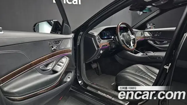 Mercedes-Benz S-Class 2019 — Фото 10/20