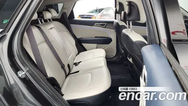 Kia Sportage 2023 — Фото 11/20