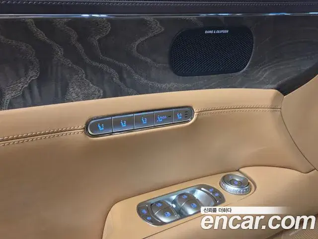 Genesis G90 2022 — Фото 9/16