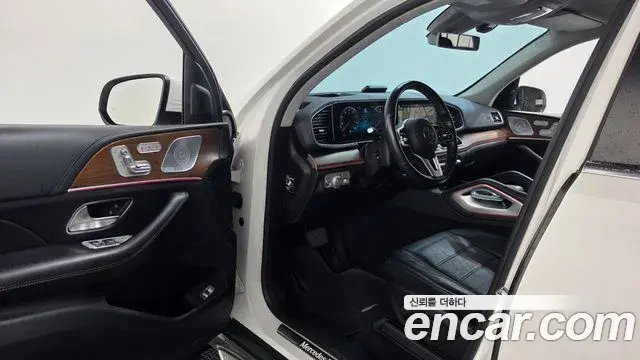 Mercedes-Benz GLE-Class 2019 — Şəkil 3/20