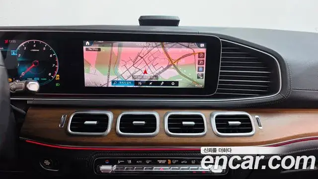Mercedes-Benz GLE-Class 2019 — Şəkil 18/20