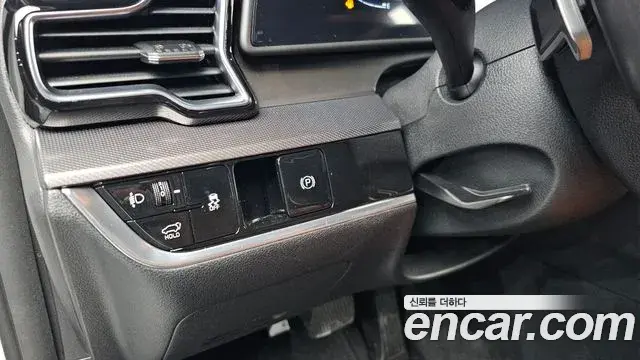Kia Sportage 2022 — Şəkil 18/33