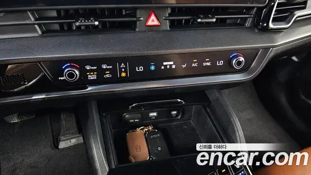 Kia Sportage 2022 — Şəkil 25/33