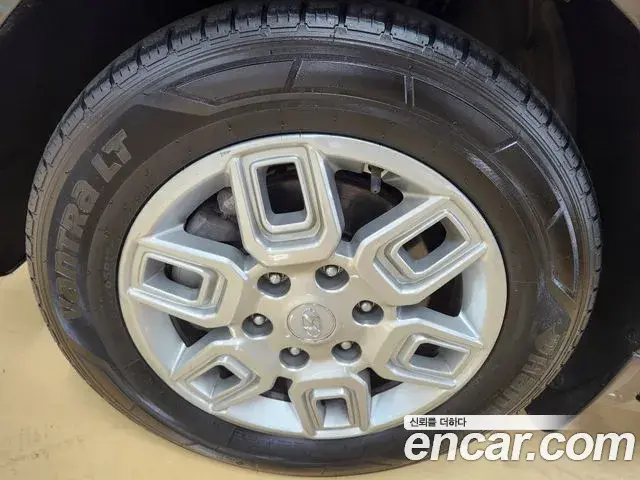 Hyundai Staria 2023 — Фото 17/17