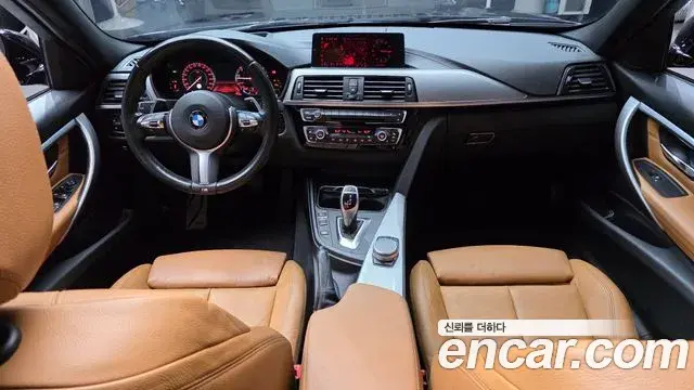 BMW 3 Series 2018 — Фото 7/20