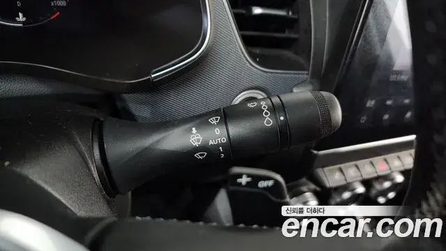 Renault Samsung XM3 2022 — ფოტო 18/34