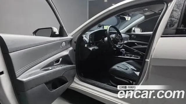 Hyundai Avante 2021 — Фото 8/20