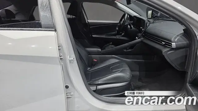 Hyundai Avante 2021 — Фото 10/20