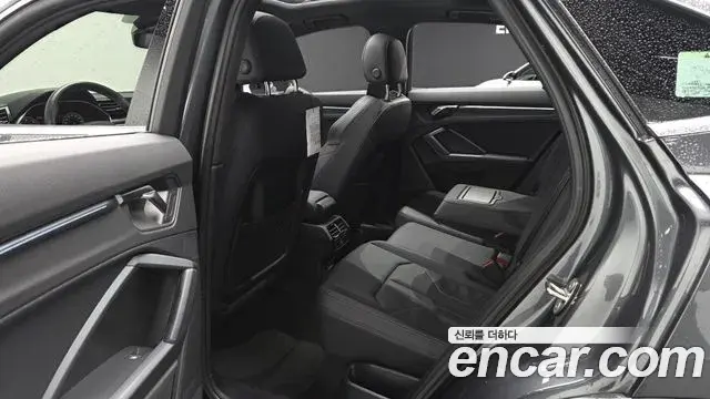Audi Q3 2023 — Фото 11/20