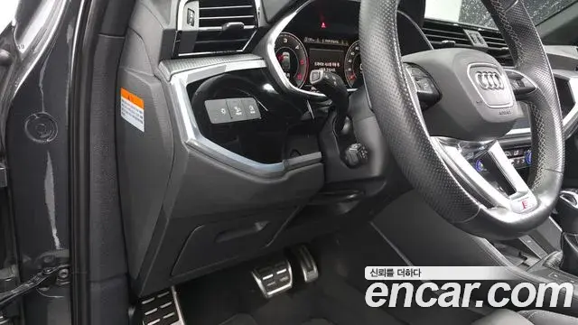 Audi Q3 2023 — Фото 13/20