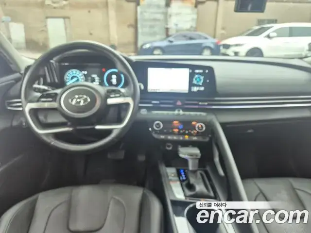 Hyundai Avante 2020 — Фото 8/20