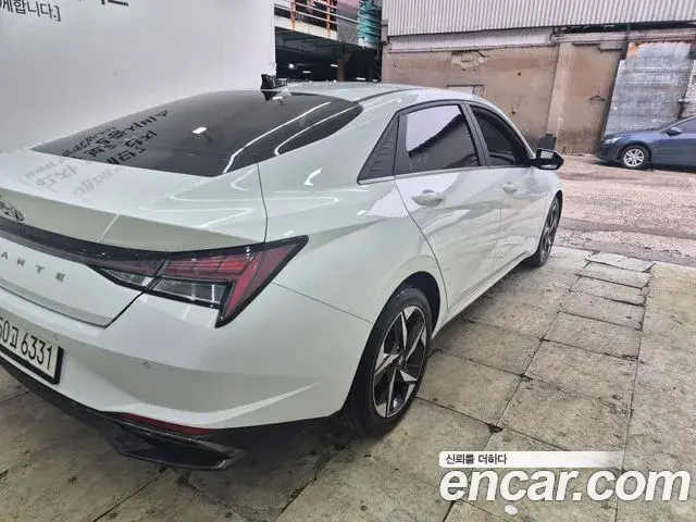 Hyundai Avante 2020 — Фото 18/20