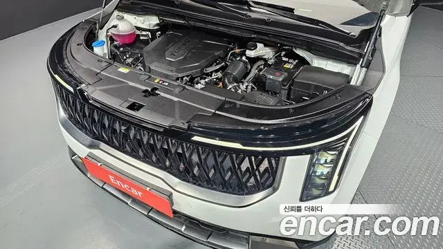 Kia Carnival 2024 — Şəkil 24/36