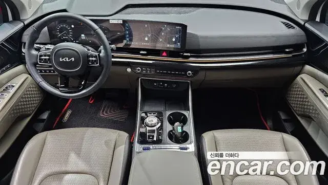 Kia Carnival 2024 — Şəkil 29/36