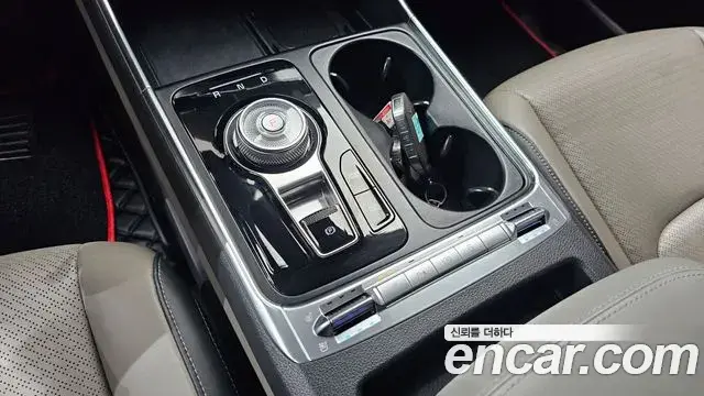 Kia Carnival 2024 — Şəkil 13/36