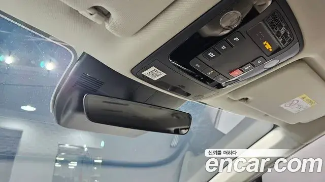 Kia Carnival 2024 — Şəkil 25/36