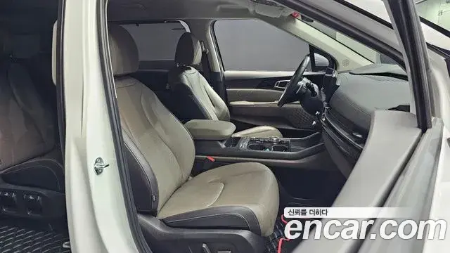 Kia Carnival 2024 — Şəkil 20/36