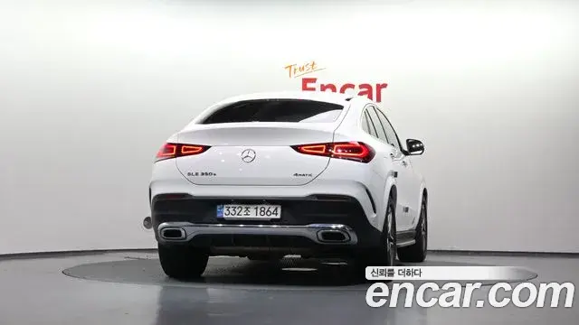 Mercedes-Benz GLE-Class 2022 — Фото 3/20