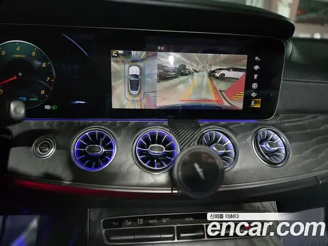 Mercedes-Benz E-Class 2022 — Фото 10/17