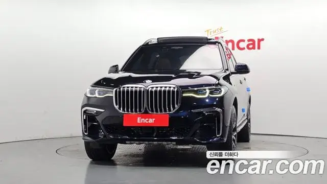 BMW X7 2022 — Фото 3/20