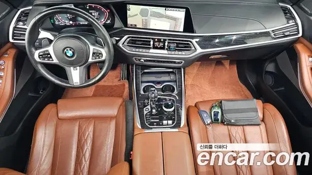 BMW X7 2022 — Фото 7/20