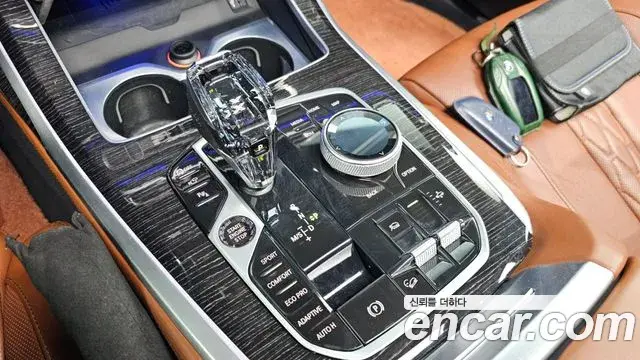 BMW X7 2022 — Фото 9/20
