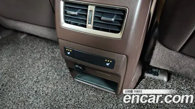 Lexus RX450h 2019 — ფოტო 8/20