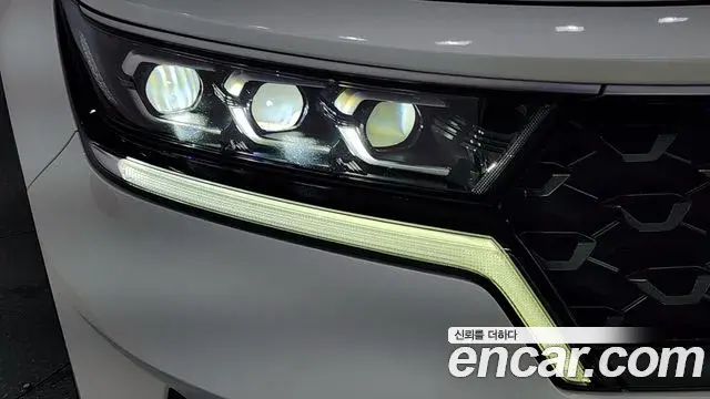 Kia Sorento 2020 — ფოტო 3/32