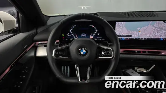 BMW 5 Series 2023 — Фото 12/20