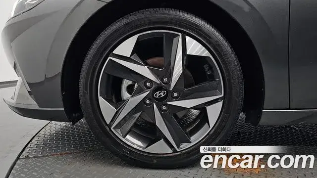 Hyundai Avante 2022 — Фото 5/20