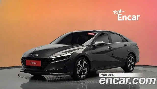 Hyundai Avante 2022 — Фото 1/20