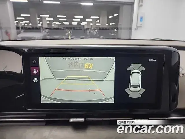 Kia Carnival 2021 — Фото 18/20