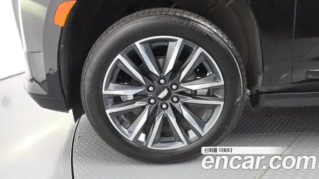 Cadillac Escalade 2022 — Photo 14/20