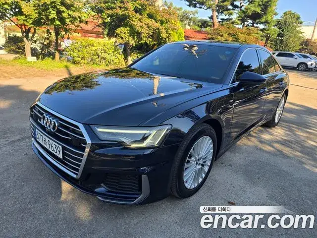 Audi A6 2021 — Фото 1/20