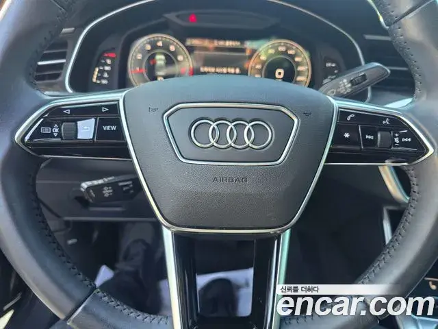 Audi A6 2021 — Фото 11/20