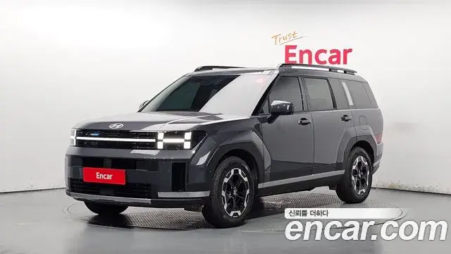 Hyundai Santa Fe 2025 — Фото 1/20