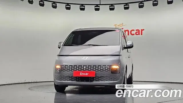 Hyundai Staria 2022 — Şəkil 3/20